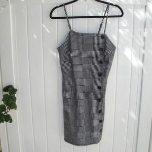 Preppy Women's Dress Mini Houndstooth--Black and White Med